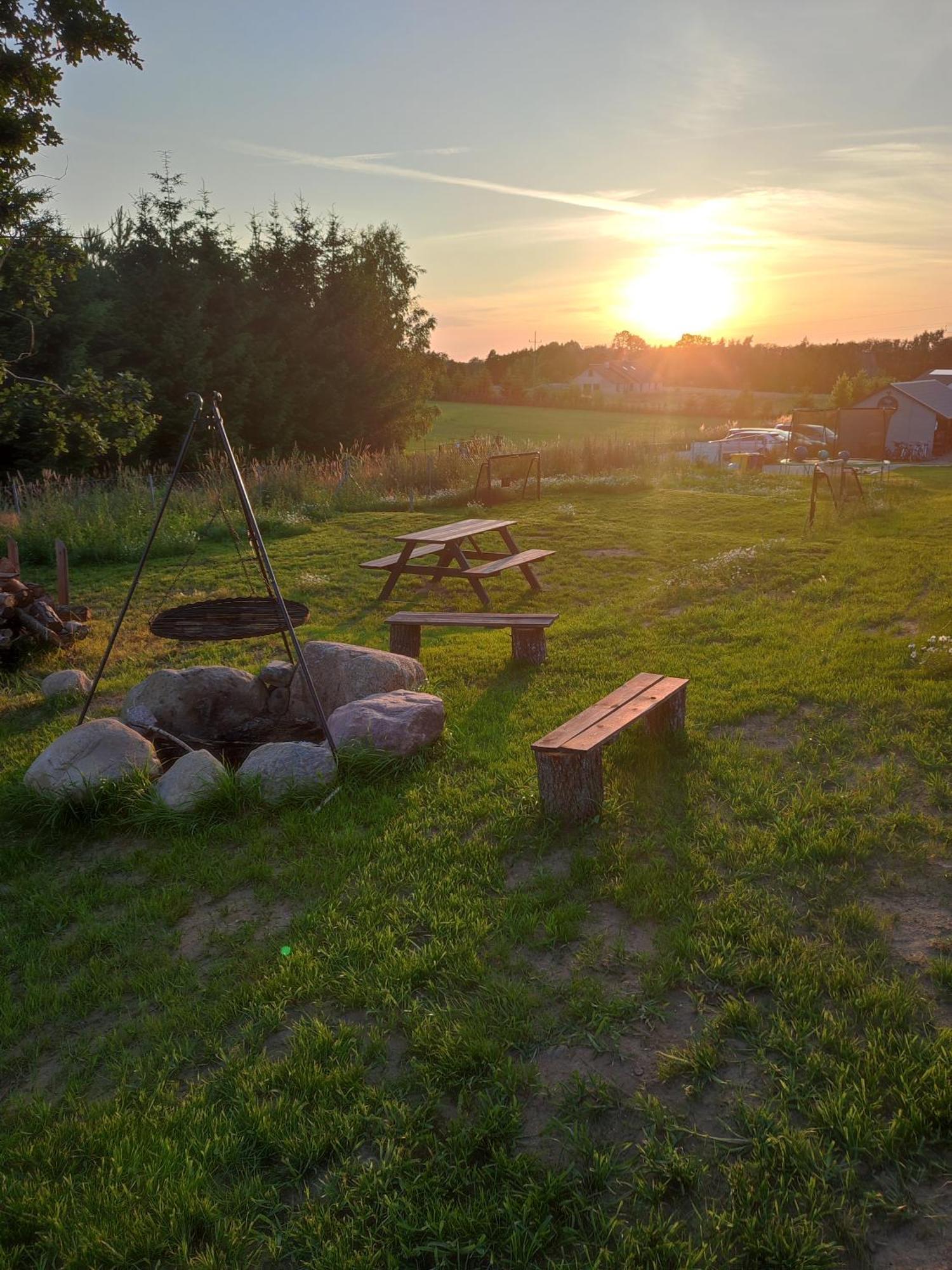 Widoki Rusinowo Domki Letniskowe Exterior foto